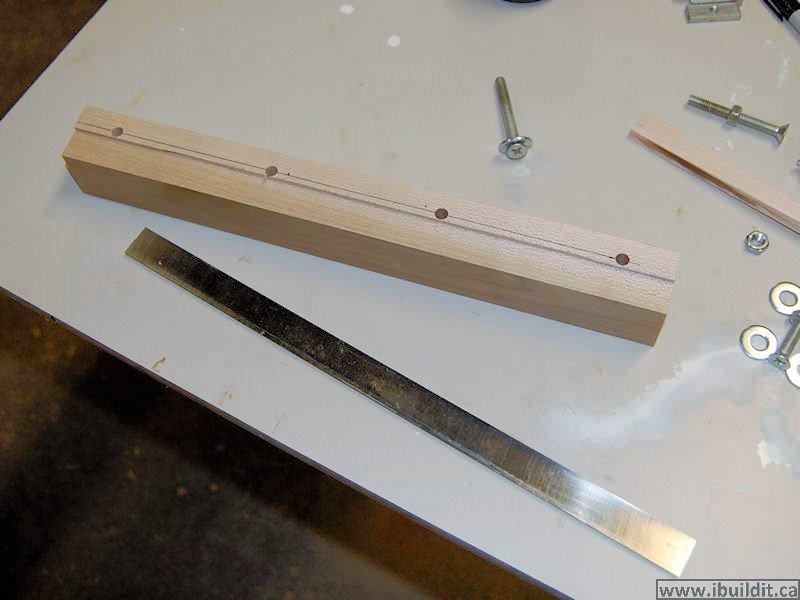 How To Make A Planer / Jointer Blade Sharpening Jig IBUILDIT.CA